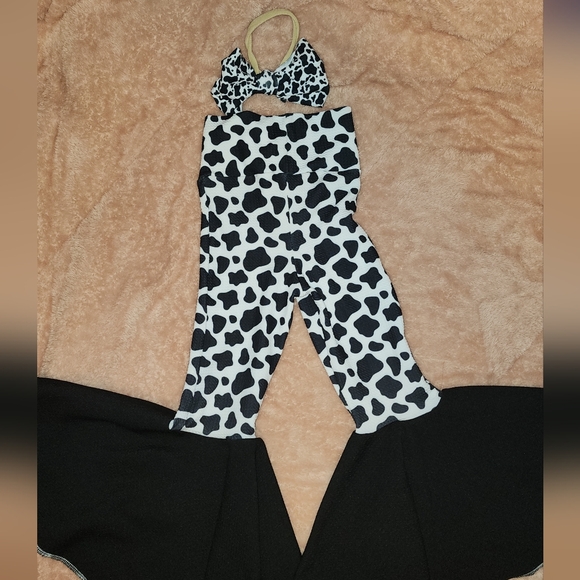 Cow print bell bottom flare - Picture 2 of 2